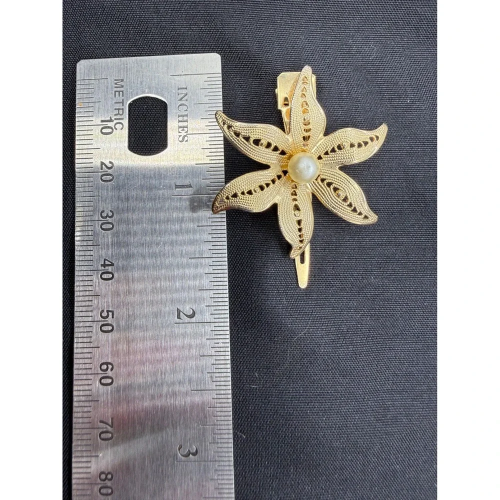 Lady Ellen Vintage Gold Filigree Flower Hair Clip Faux Pearl Alligator Barrette